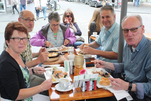 IMG_3597_(1600_x_1200)