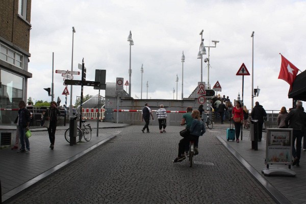 IMG_3603_(1600_x_1200)