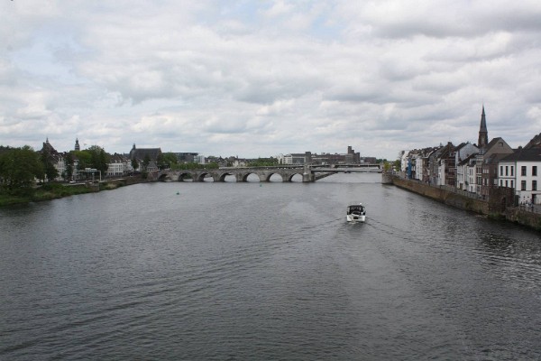 IMG_3610_(1600_x_1200)