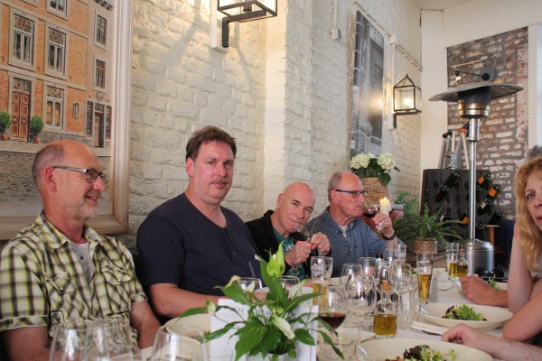 IMG_3684_(1600_x_1200)