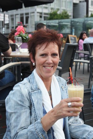 IMG_3706_(1600_x_1200)